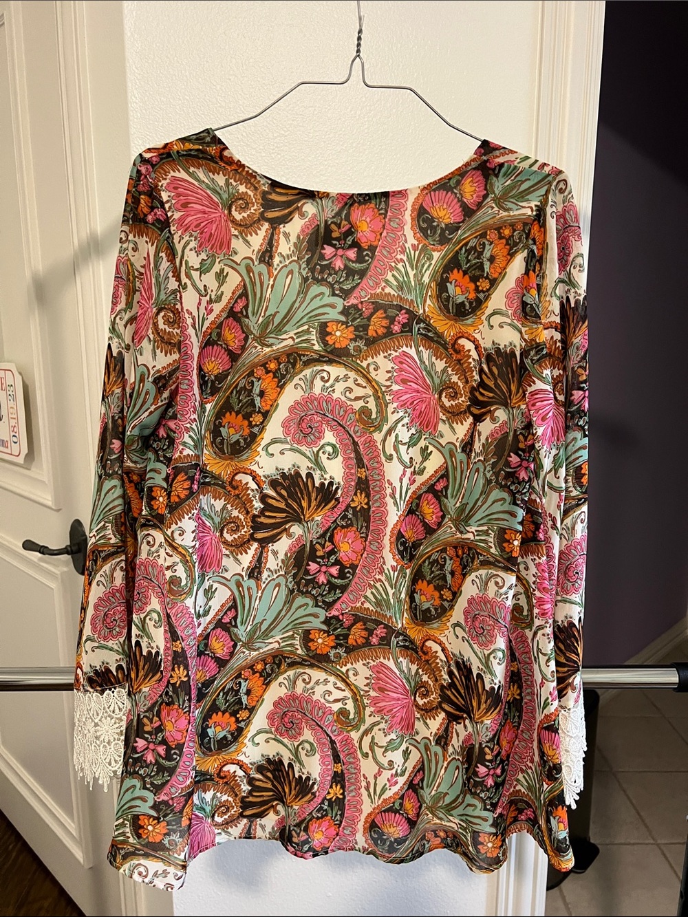 SHOW ME YOUR MUMU Mal Top Floral Paisley V-Neck tunic or mini - Pink Multi - Picture 7 of 7